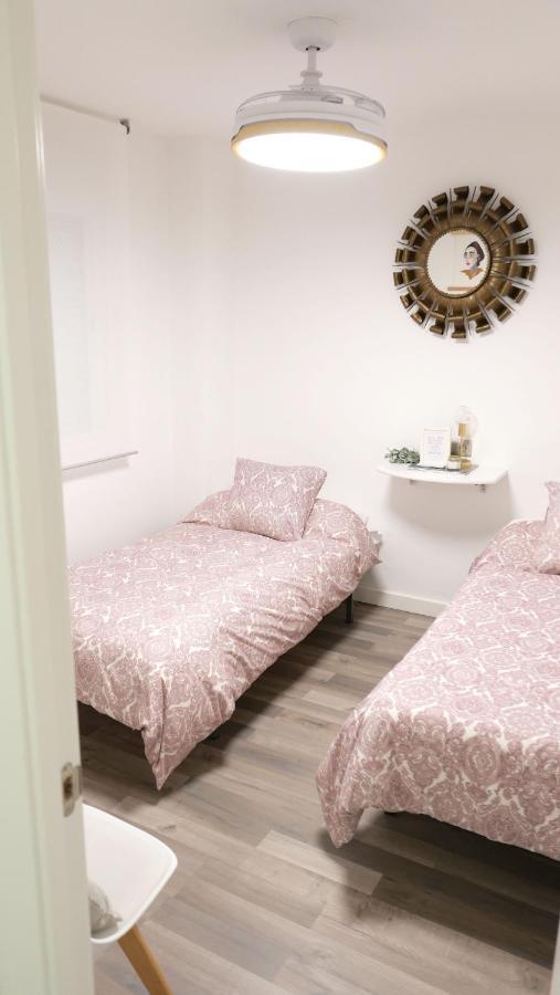 Slappe Jaen I Apartment Bagian luar foto